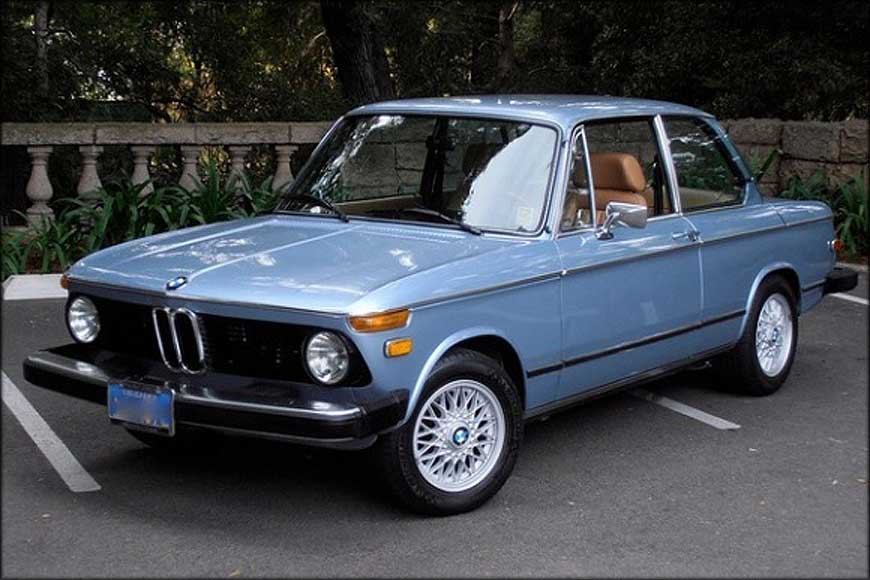 1974_BMW_2002tii_Blue_For_Sale_Front_resize (1)